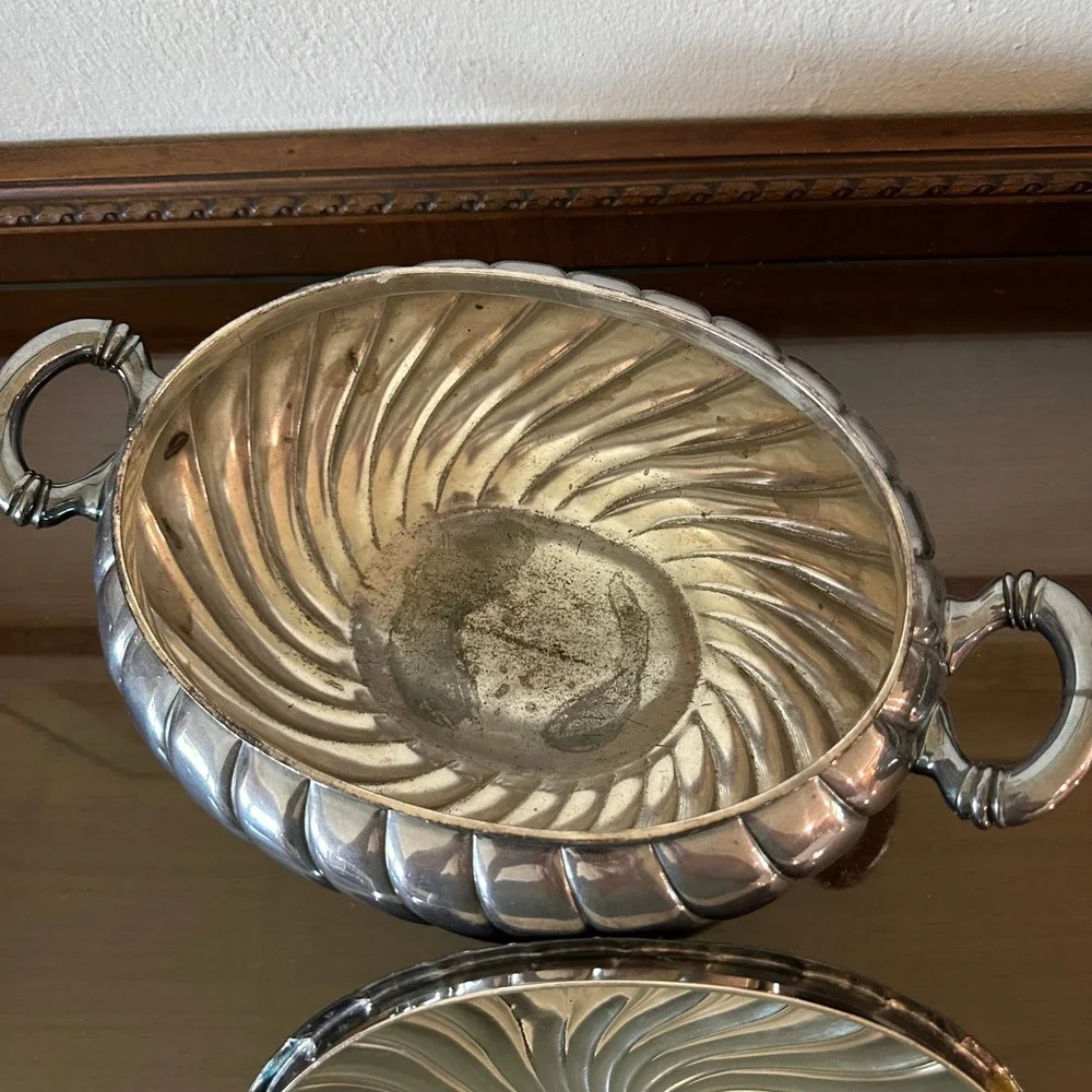 Meriden Britannia Company vintage meriden